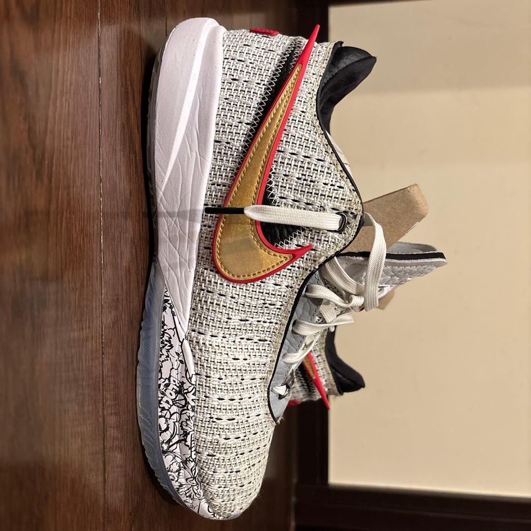 レブロン20