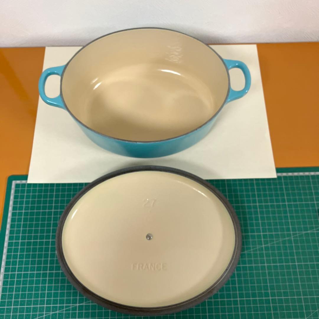 LE CREUSET 27㎝　オーバル　ホーロー両手鍋 カリビアンブルー