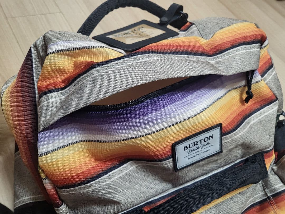 BURTON ストライプ柄 キャリー付きバックパック 約80cm 内容量120㍑