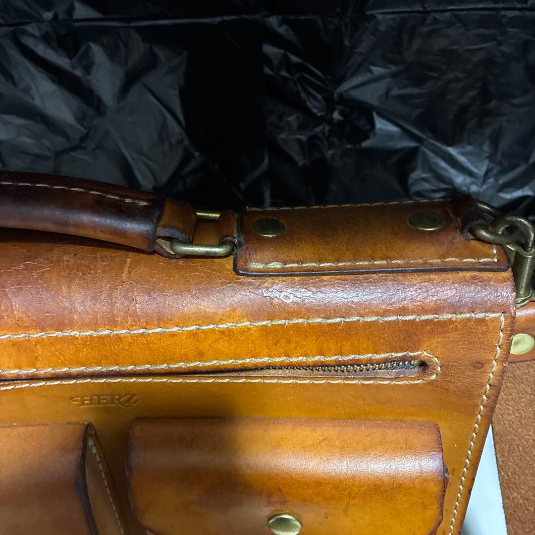 ヘルツ　バック