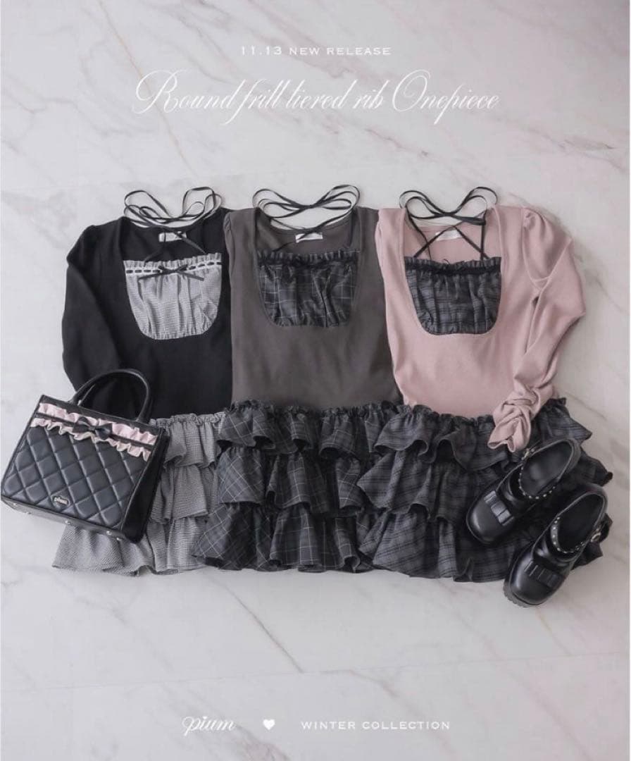 ♡︎pium♡︎୨୧ラウンドフリルティアードリブワンピース ブラック