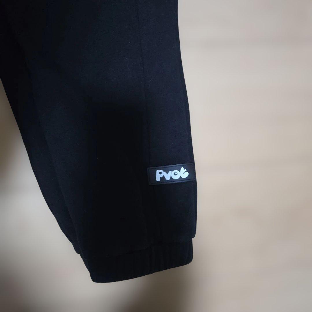 PVOT スウェットセットアップ