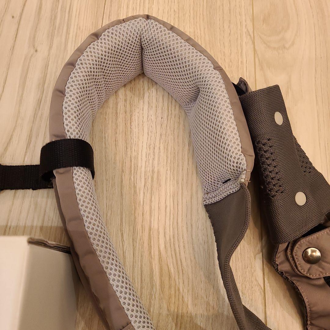 HUGLM　ハグルム ベビーキャリア　抱っこ紐