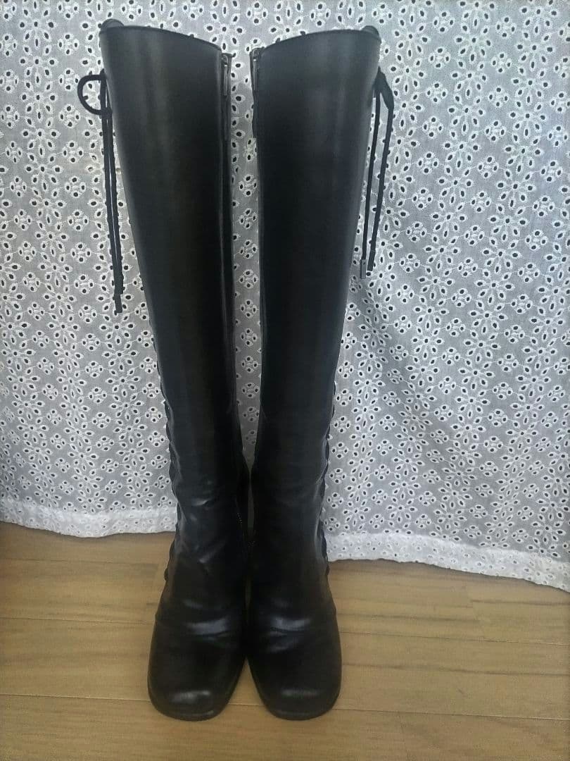 ルイ・ヴィトン LOUIS VUITTON ロングブーツ　レースアップブラック