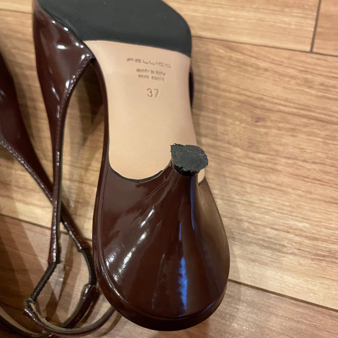 定番人気　PELLICO ペリーコ　バックストラップパンプス