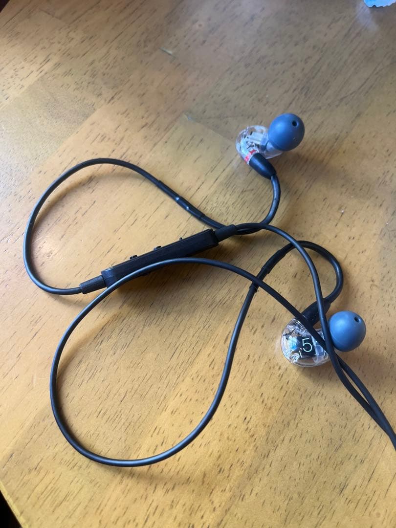 SHURE AONIC 5 有線イヤホン【最終値下げ】