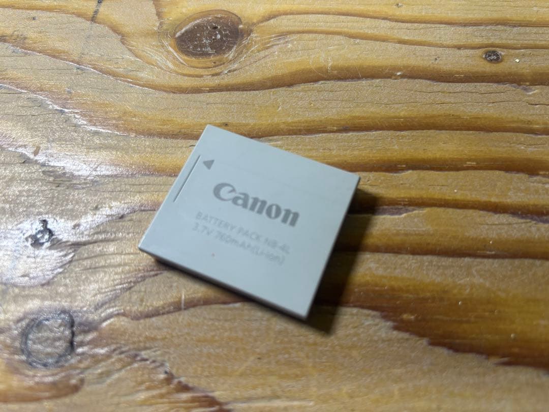 【アビチャ】Canon IXY デジカメ12.1メガSDカード新品付き