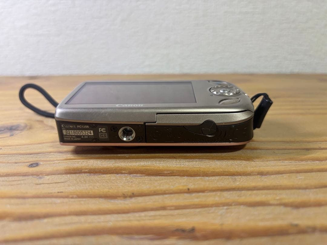 【アビチャ】Canon IXY デジカメ12.1メガSDカード新品付き