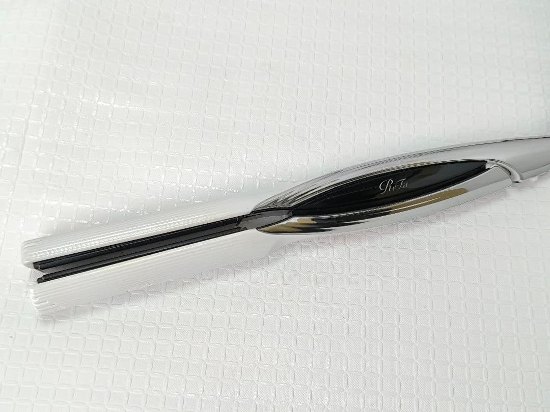 22年製 正規品　ReFaリファ ビューテック ストレートアイロン　2