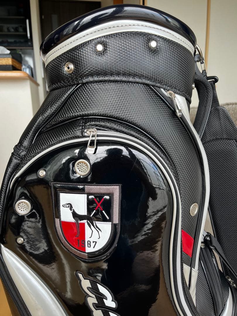 美品adabat アダバット カート型キャディバッグ　ブラック　9型　エナメル