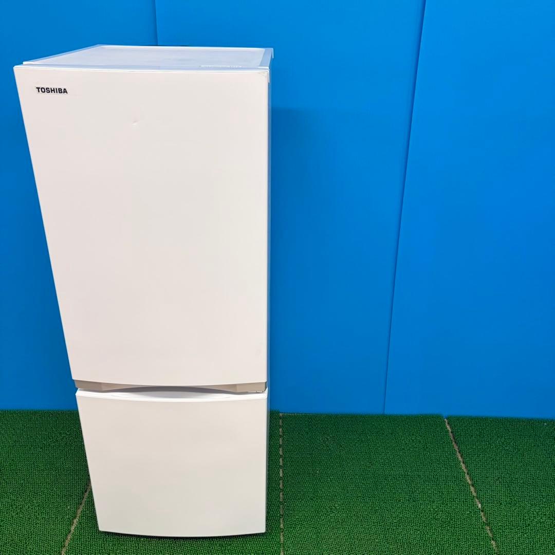 612 冷蔵庫　2021年製　小型　一人暮らし　極美品　洗濯機も有　200L弱