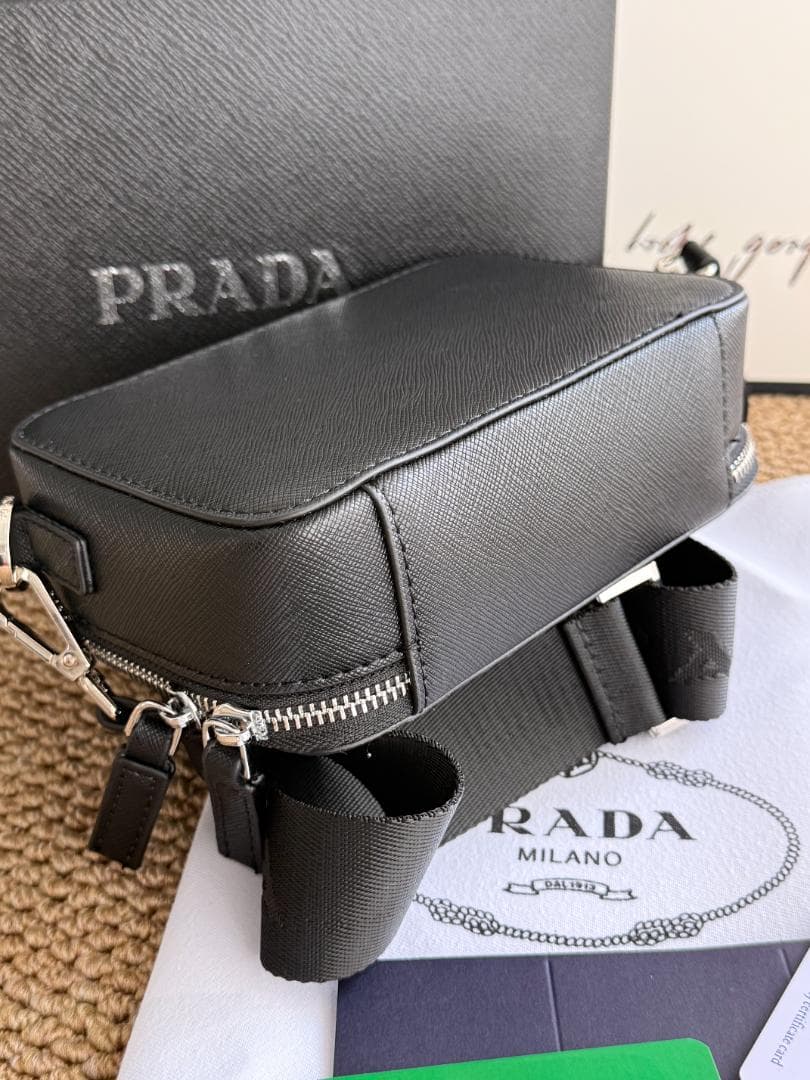 セール！ ブラック メッセンジャーバッグ