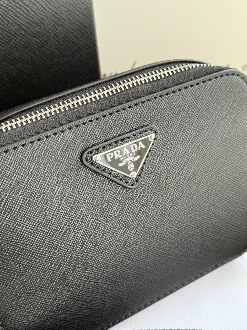 セール！ ブラック メッセンジャーバッグ