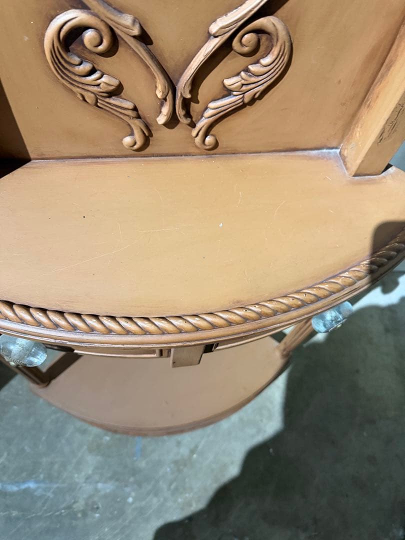 おとぎの国にあるような時計のオブジェ