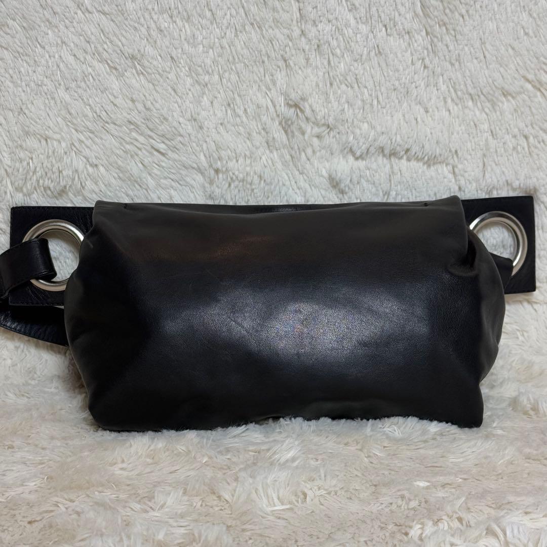 美品　kawa-kawa カワカワ　レザー　ボディバッグ　斜めがけ　肩掛け　金具