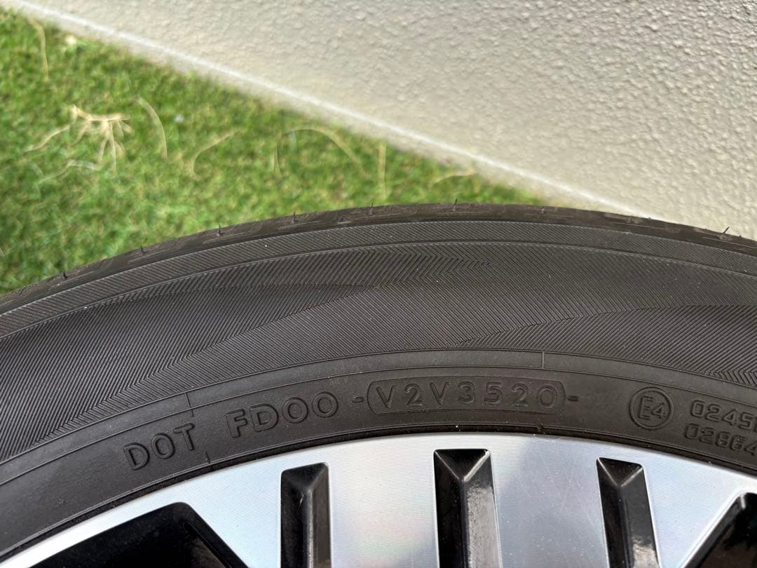 三菱 デリカd5 ホイールセット タイヤ付き