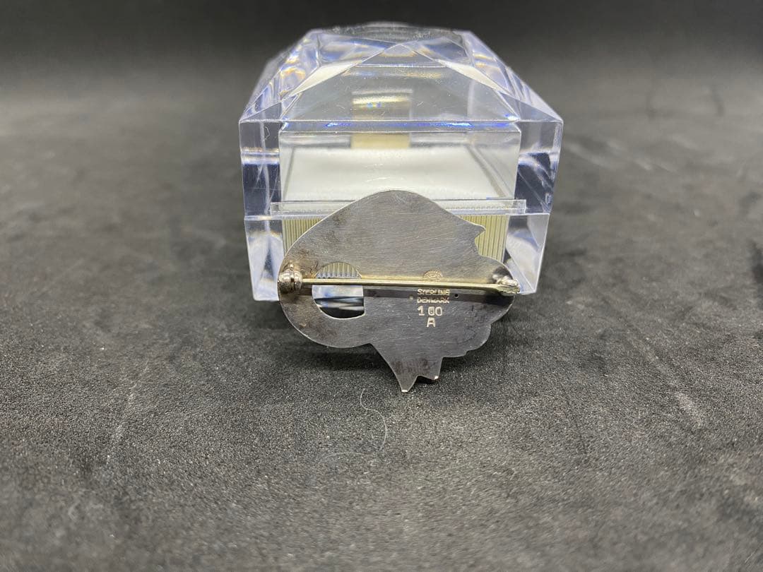 シナモン　ジョージジェンセンのビンテージブローチ＃100A チューリップ