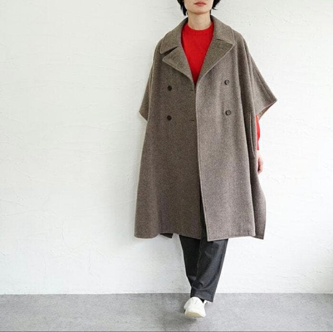 ARMEN アーメン メルトンダブルブレストケープ