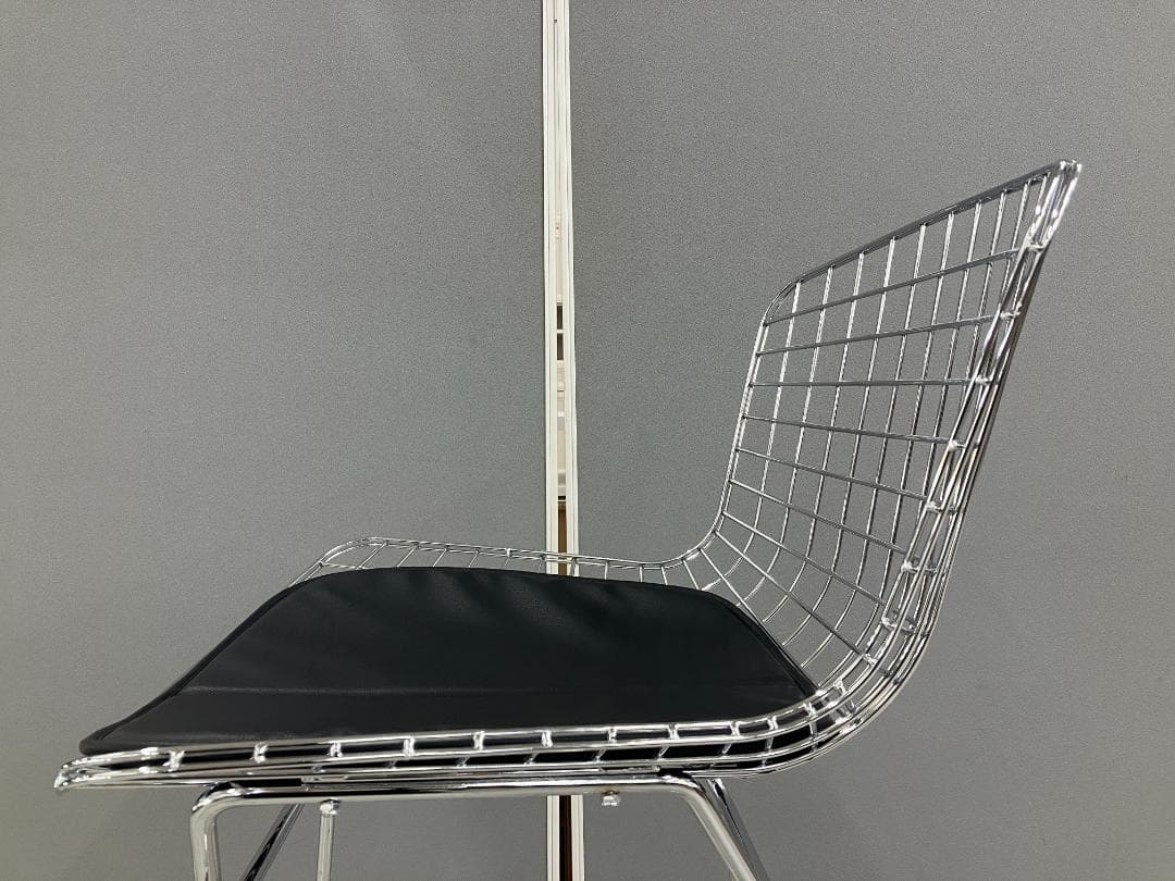 ハイチェア N plus リプロダクト ハリー・ベルトイア シルバー①