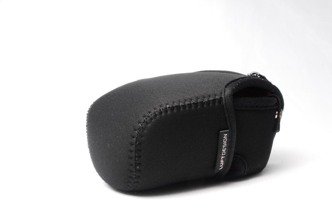 【極美品】SONY α6700 ミラーレス一眼 カメラ 小型軽量 最新AIAF