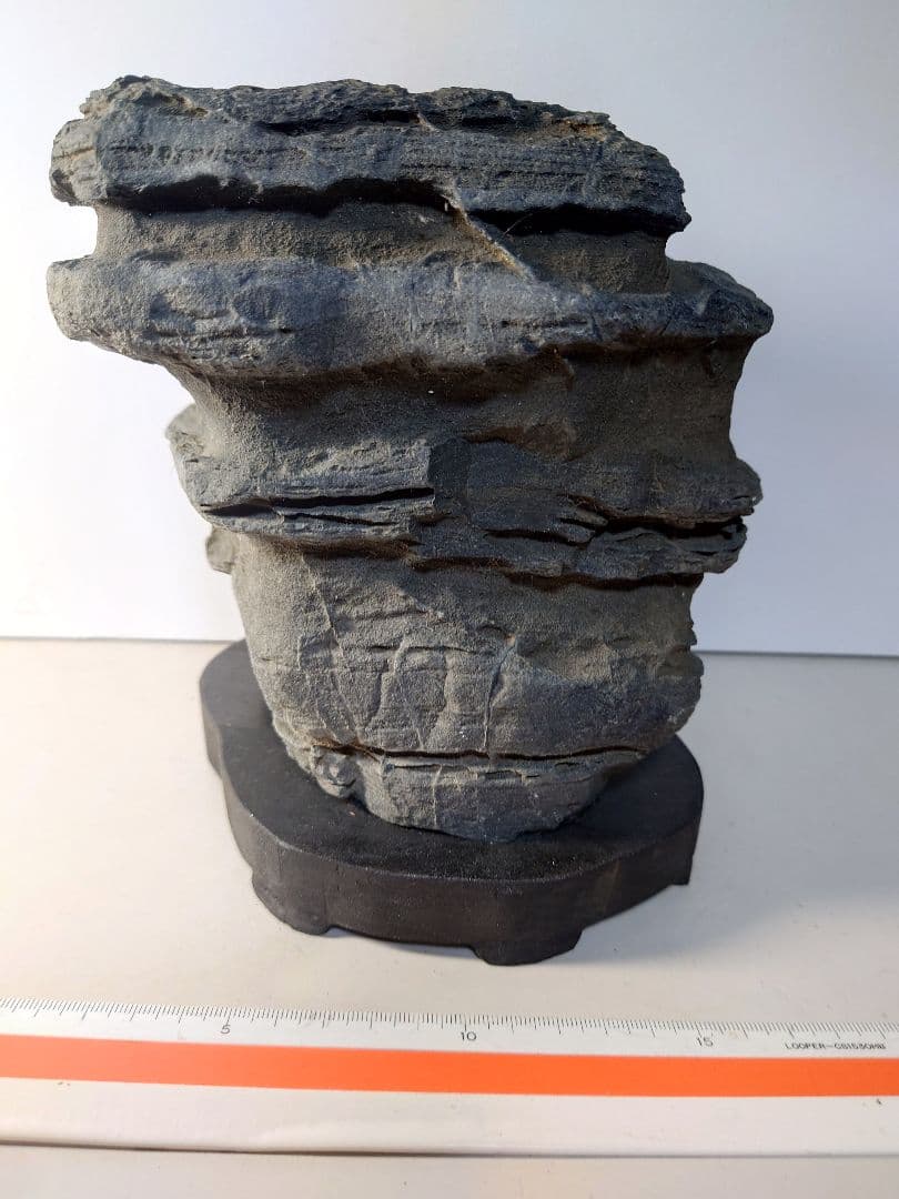 佐治川石　層状　水石 鑑賞石