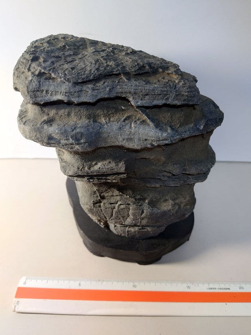 佐治川石　層状　水石 鑑賞石