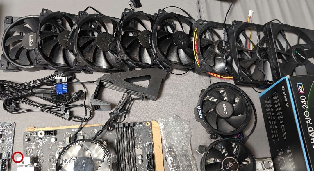 PCパーツ現状品セット　マザーボード5枚　GPU3枚　CPU2個　簡易水冷2台等