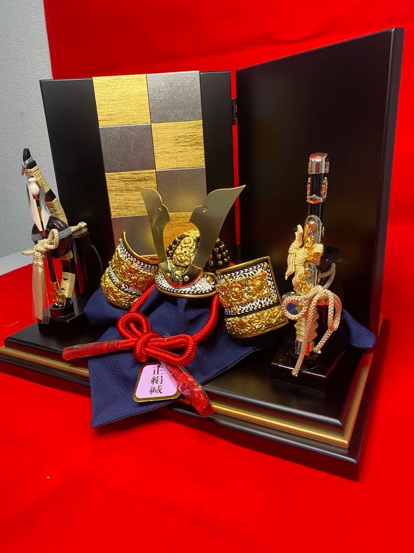 東京久月　五月人形　兜飾り平飾りセット　正絹糸　コンパクトサイズ