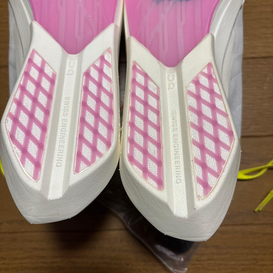 オン クラウドスパイク アンプリウス2 26.5センチ