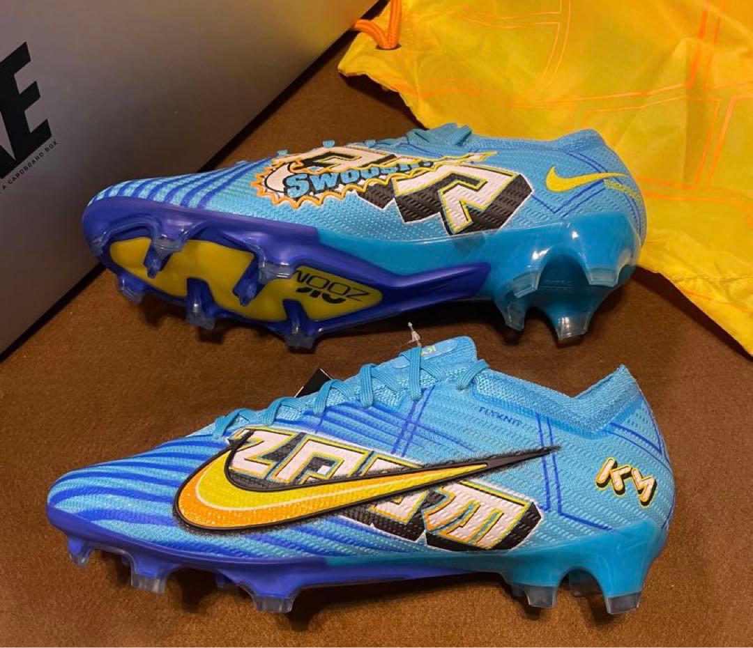 ナイキ　マーキュリアル ヴェイパー 15 kmエリート　FG