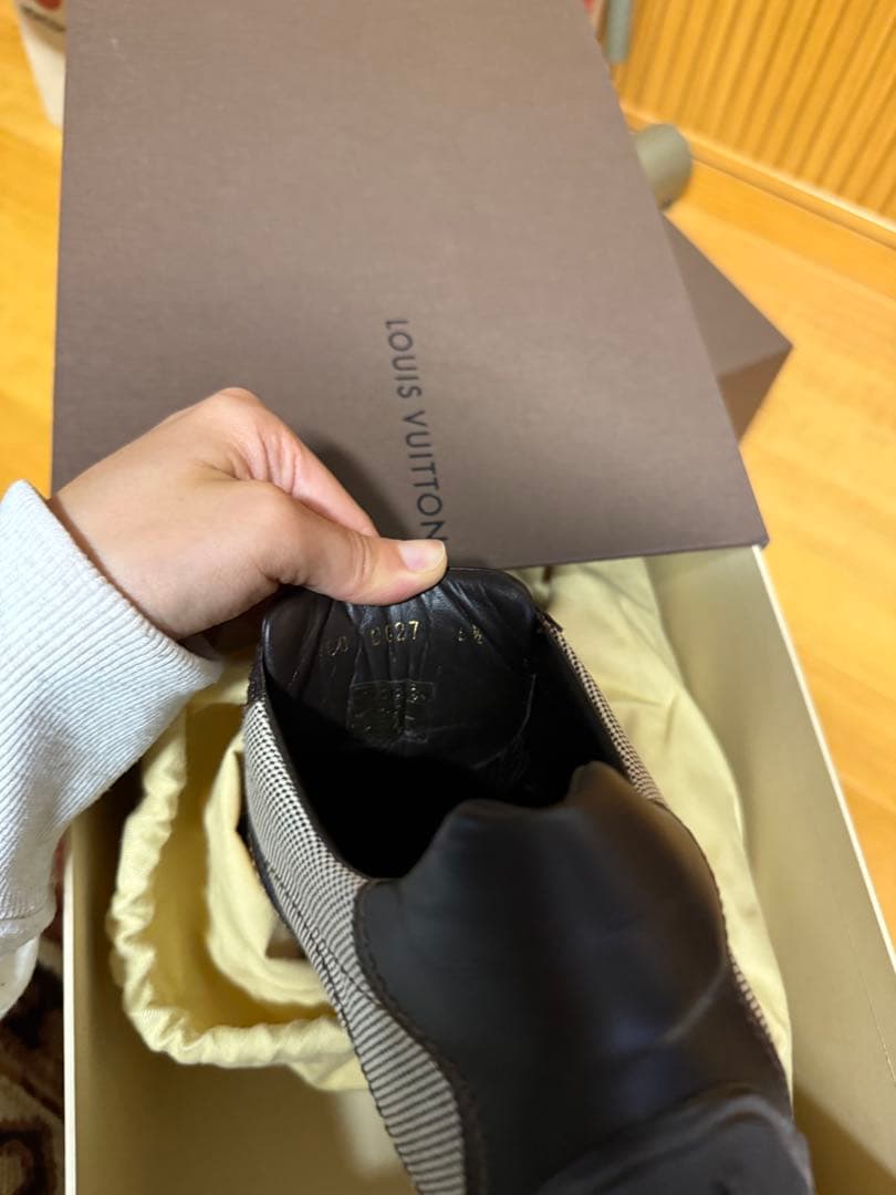 ち*い様 GUCCI ブラックブーツ 25センチ