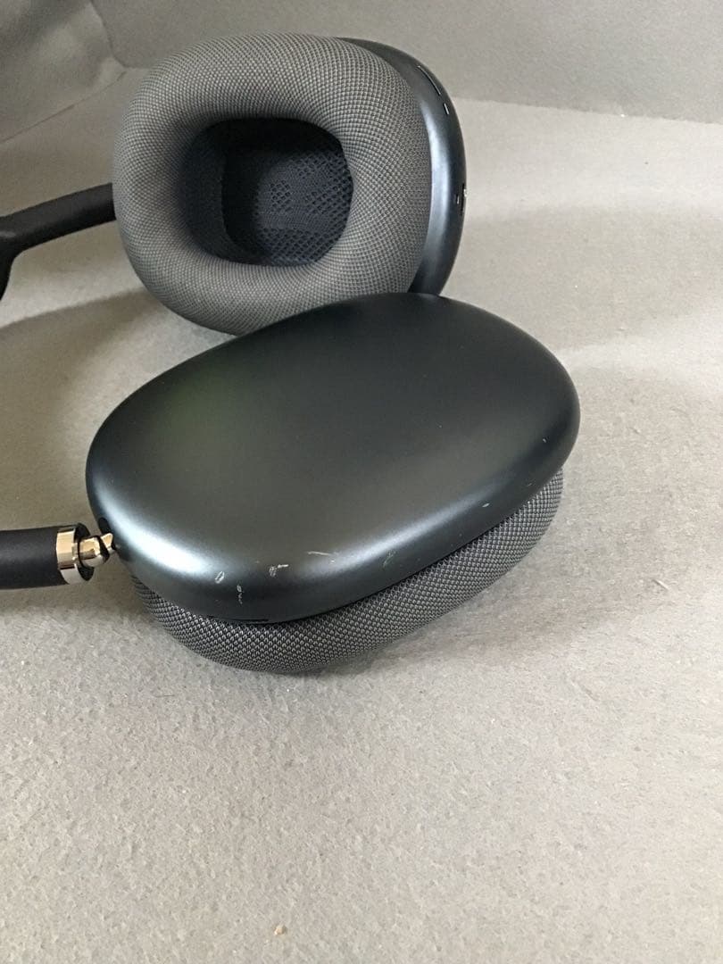 中古美品　AirPods Max ワイヤーレスヘッドホン　ミッドナイト色