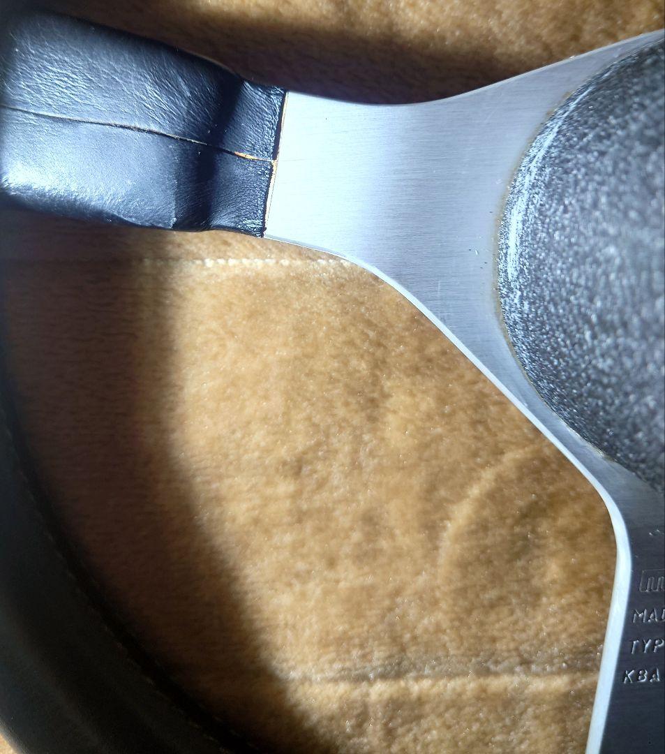 G*T様 【傷あり】モモ キャバリーノ レザーステアリング