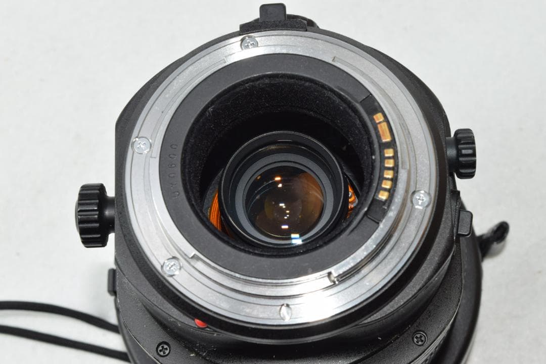 綺麗な展示品☆Canon TS-E 17mm F4L☆EFマウント☆アオリ撮影