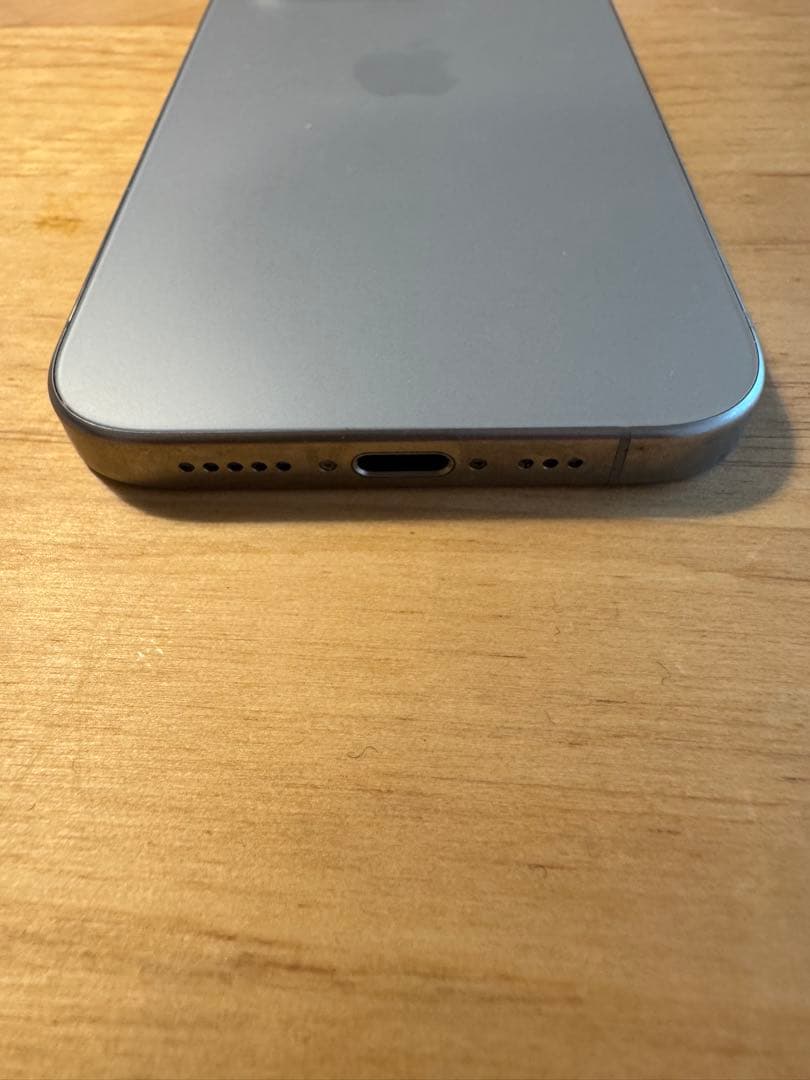 iPhone 15 Pro 128GB ナチュラルチタニウム SIMフリー