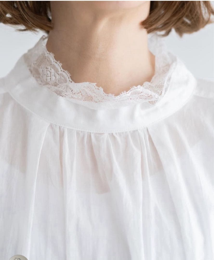 NATIVE VILLAGE レース付きホワイトシャツ