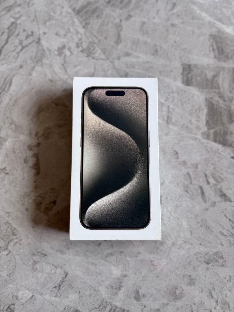 US海外版 無音カメラ iPhone 15 Pro シルバー 美品・動作良好