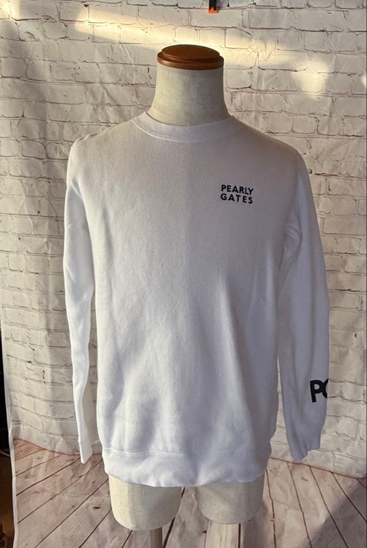 PEARLY GATES ミッキーマウスコラボ トレーナー サイズ4 裏起毛