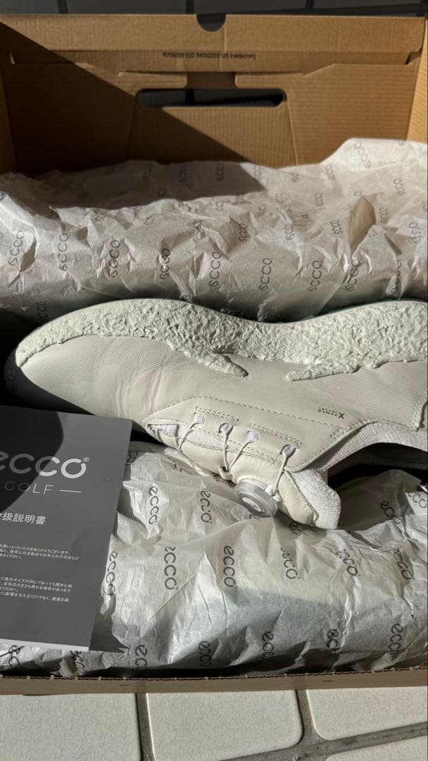 エコー BIOM H5 スパイクレス ゴルフシューズ　白　EU43 27cm