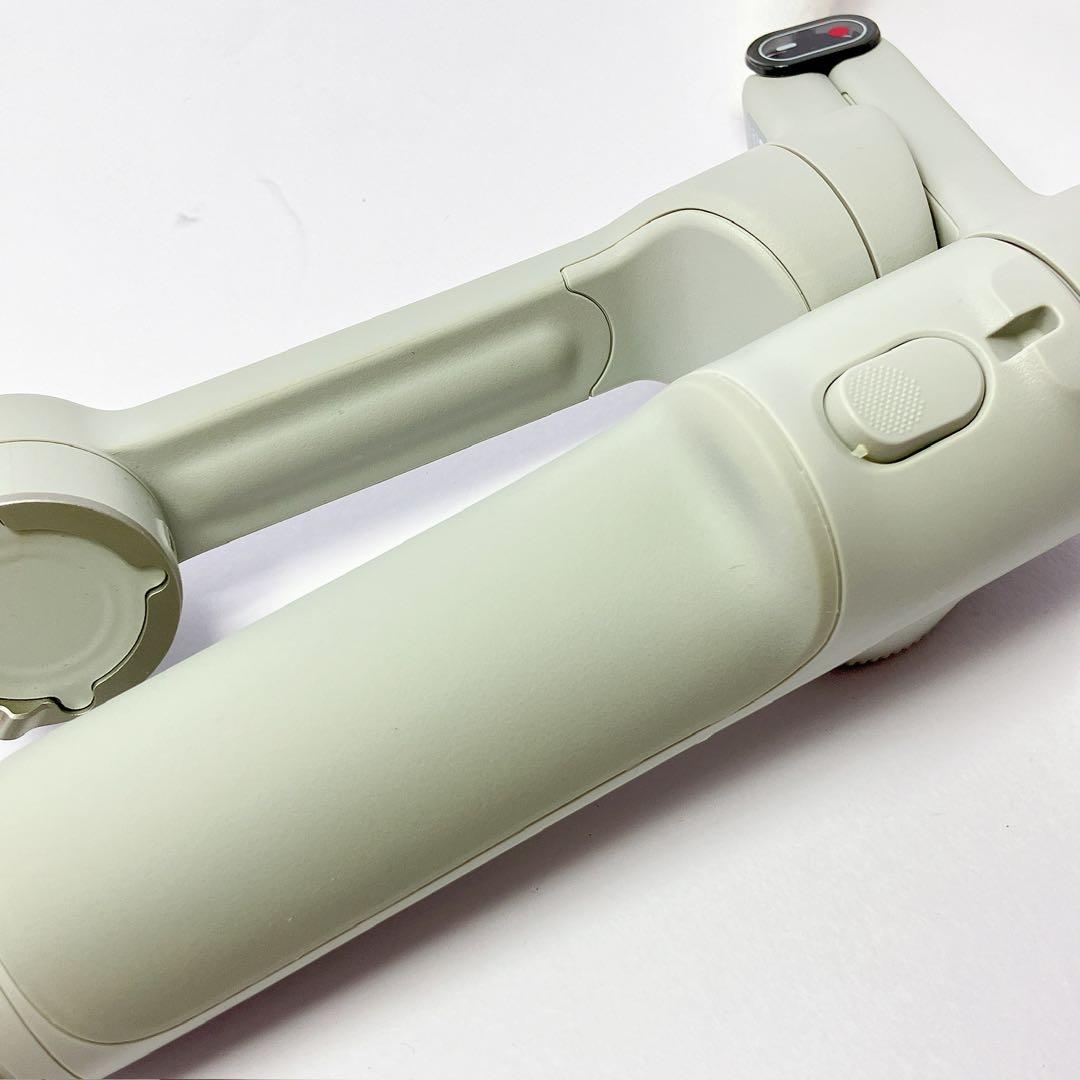 2638◯ Insta360 Flow スマートフォン用スタビライザー