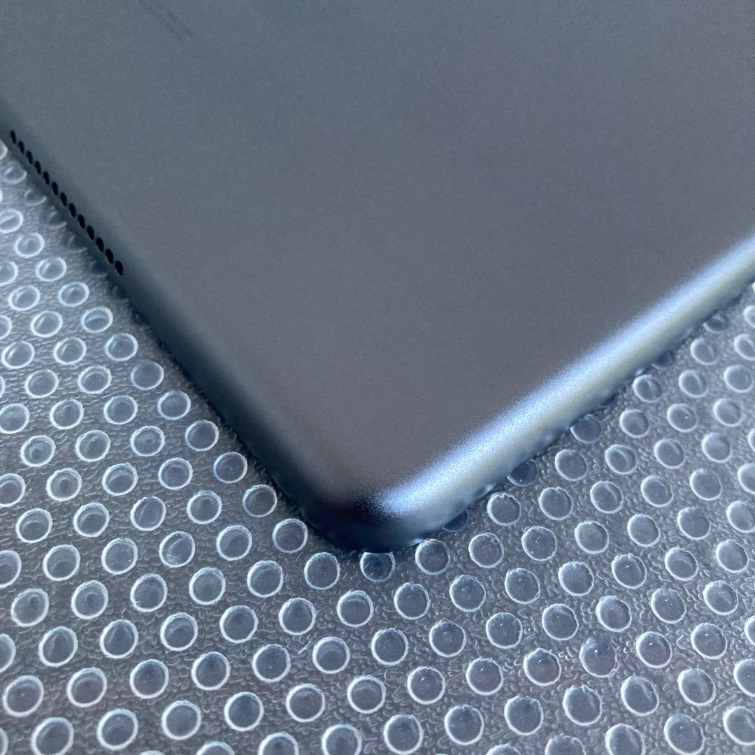 3366【早い者勝ち】iPad7 第7世代 32GB WIFIモデル☆