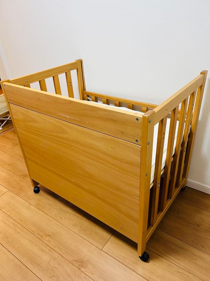 5Wayタイプのミニベビーベッド＆デスク♪ マットレスもセットです♡