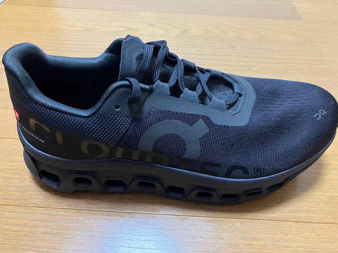 オン　クラウドモンスター　スピードボード　On cloudmonster