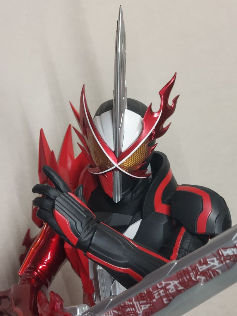 特大HEROES 仮面ライダーセイバー ブレイブドラゴン フィギュア プレバン