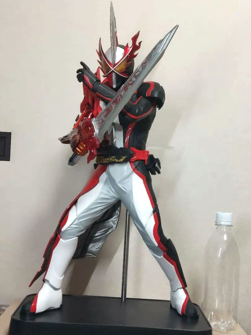 特大HEROES 仮面ライダーセイバー ブレイブドラゴン フィギュア プレバン
