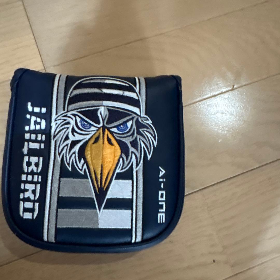 ODYSSEY Square 2 Jailbird パター