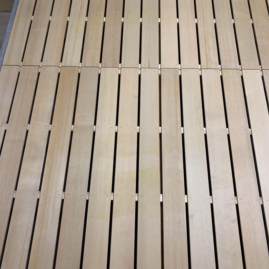 オーダーメイド　クイーンサイズベッドフレーム