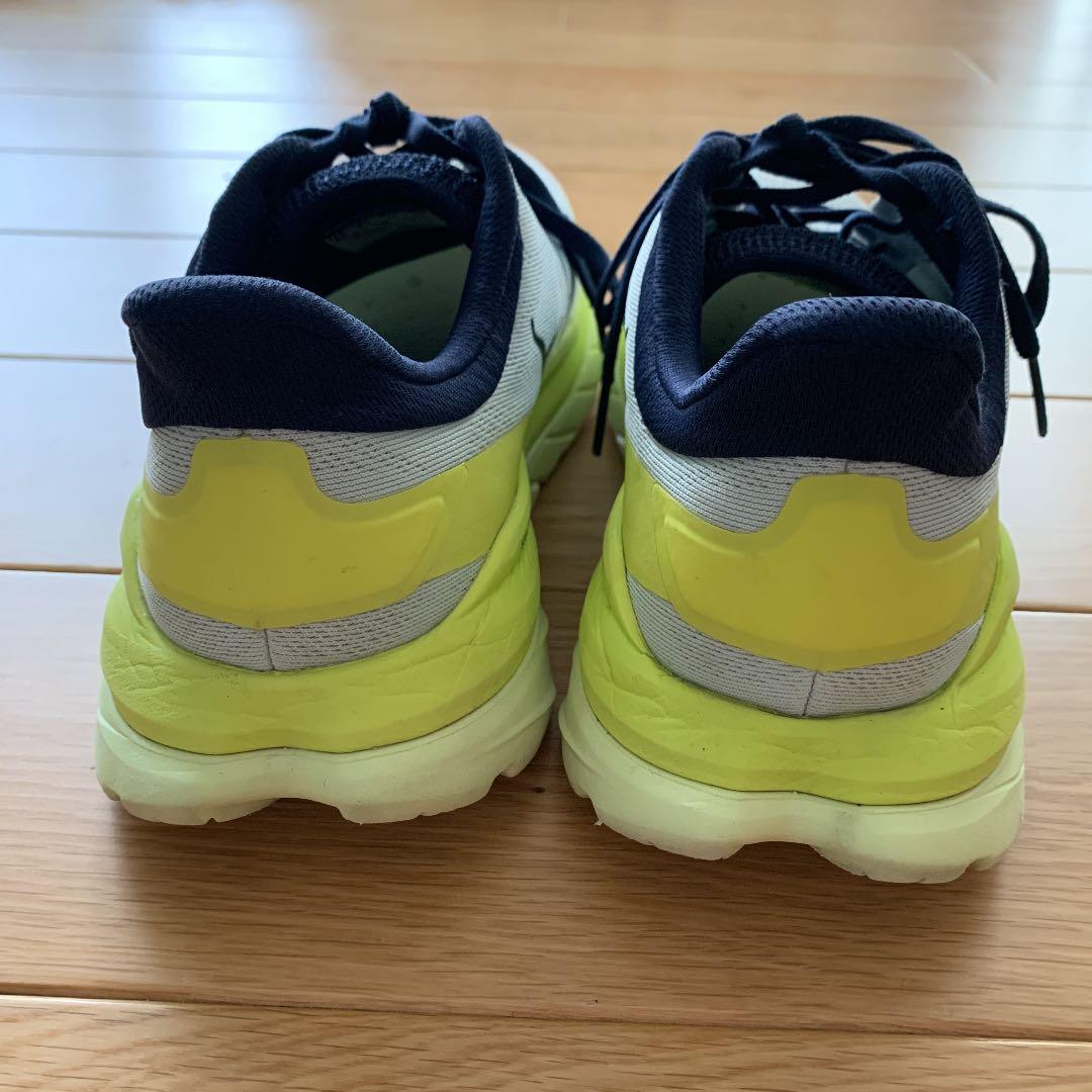 ウォーキング・ランニングウェア HOKA MACH4