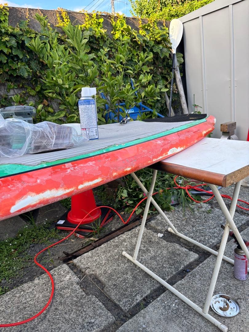 Mark Richards C4 Waterman Signatureリペアー中