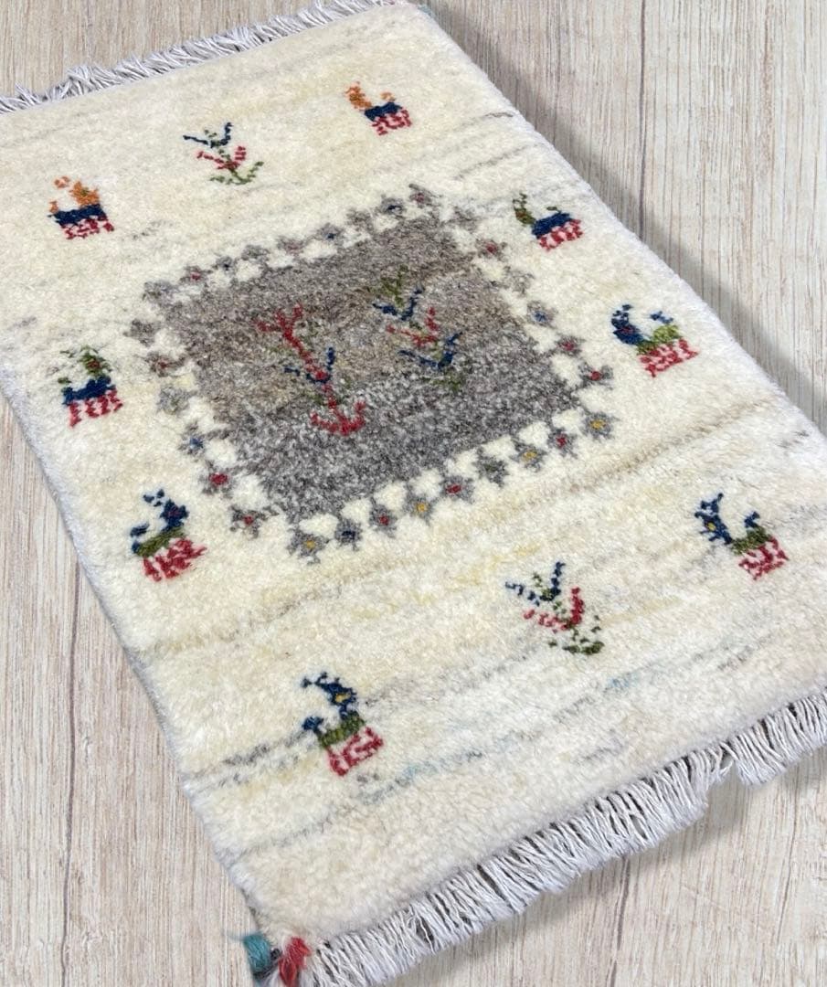 ギャッベ　40cmx60cm 玄関マット　座布団　ペルシャ　本物